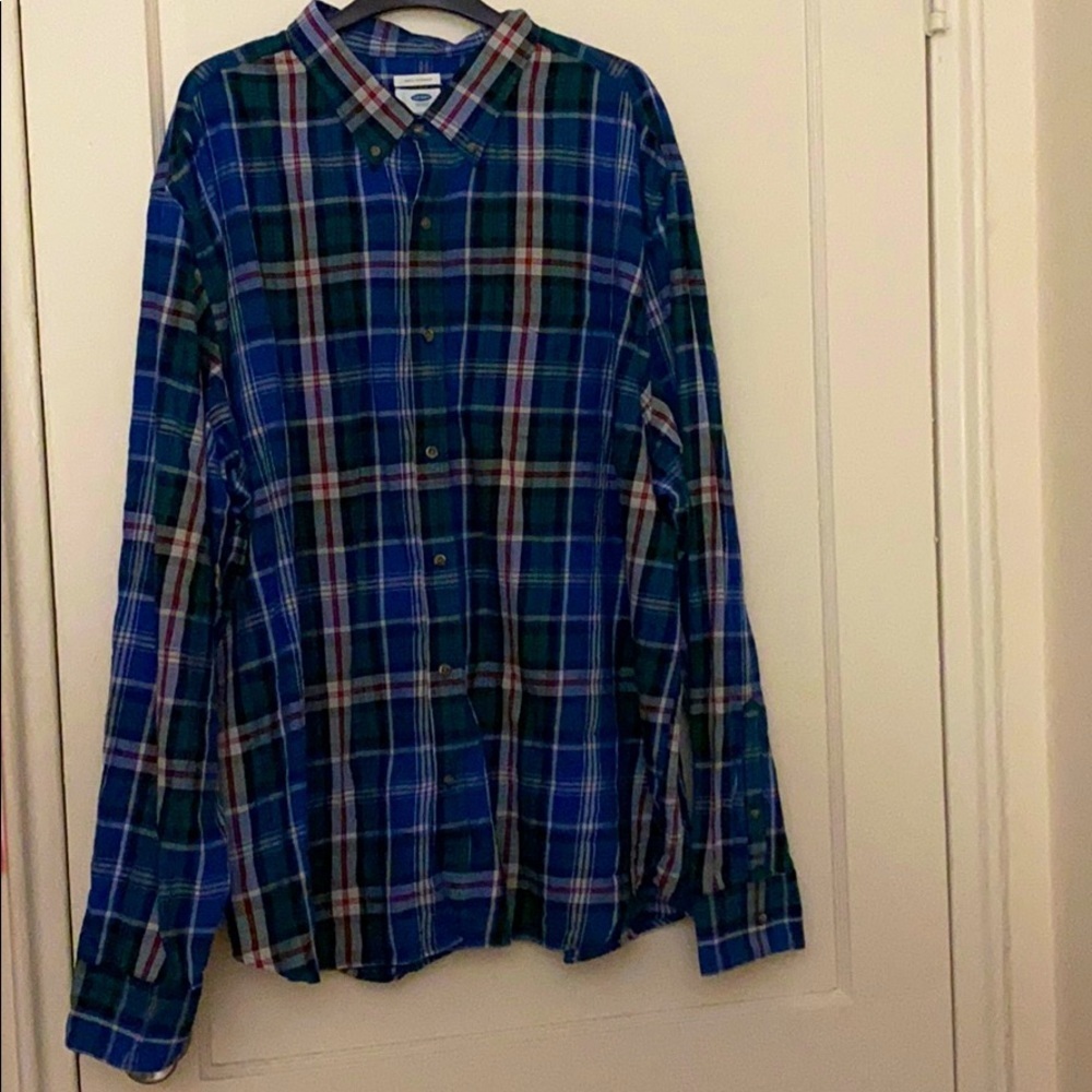 Old navy plaid button down long sleeve size: 3XL